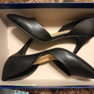 Apt 9 Defining comfort business casual heel